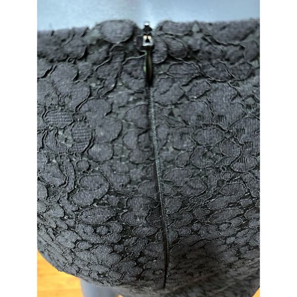 Zara Black Floral Lace Pencil Skirt High Waisted Back Slit Size Small - Picture 5 of 7